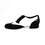 Load image into Gallery viewer, COTISO (108N) - Stringata a Coda di Rondine Mod. Oxford in Pelle Nera e Pelle Bianca
