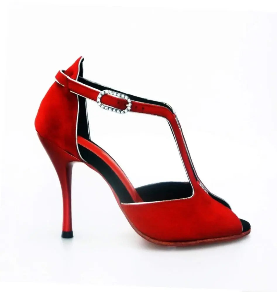 Sandalo donna Wishdance Fascino (401) in camoscio rosso vivo con dettagli argento e tacco smaltato rosso.