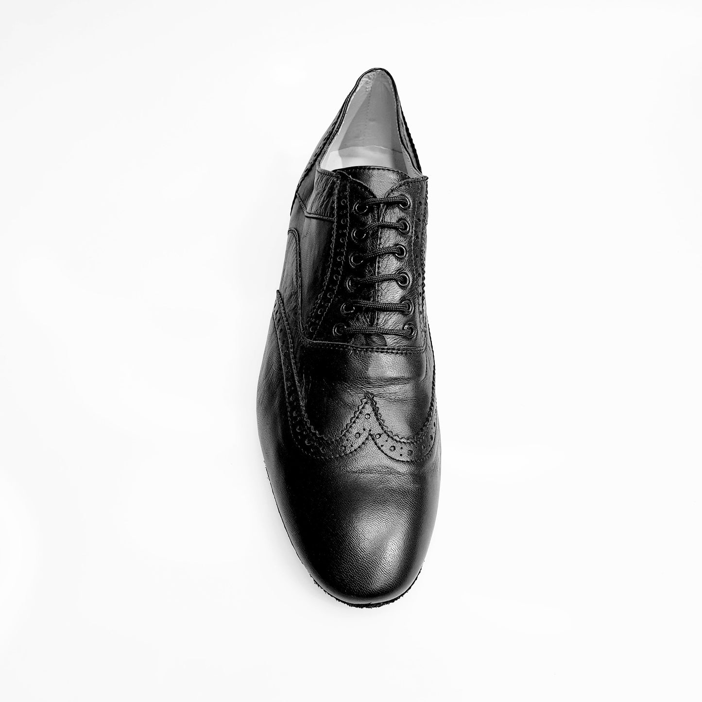 Scarpa stringata Richard MS14 in pelle nera, stile Oxford Brogue con punta a coda di rondine, forma lunga.