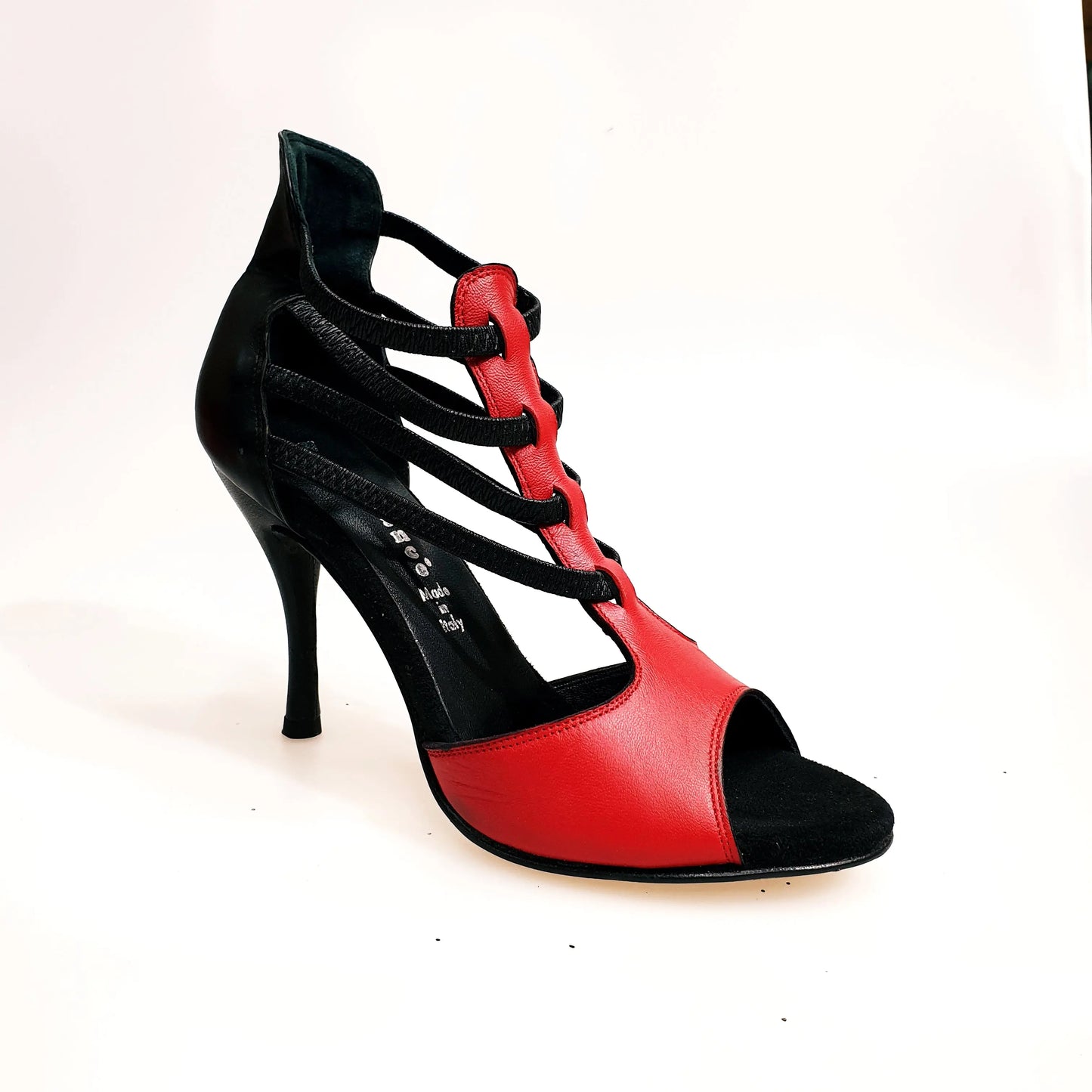 Sandalo da donna Lilith in pelle rossa con tacco e tallone nero, scarpa Wish Dance Shop, elegante e comoda.