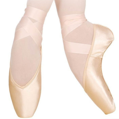Punte da danza classica Grishko Vaganova in diverse rigidità e larghezze, ideali per balletto e allenamenti.