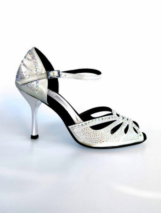 Scarpa da ballo DADA Diamond QA in raso grigio argento con Swarovski Boreali e tacco stiletto laminato argentato.