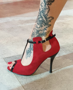 Jenny (18/06) - Red suede shoe with black patent leather details and straps