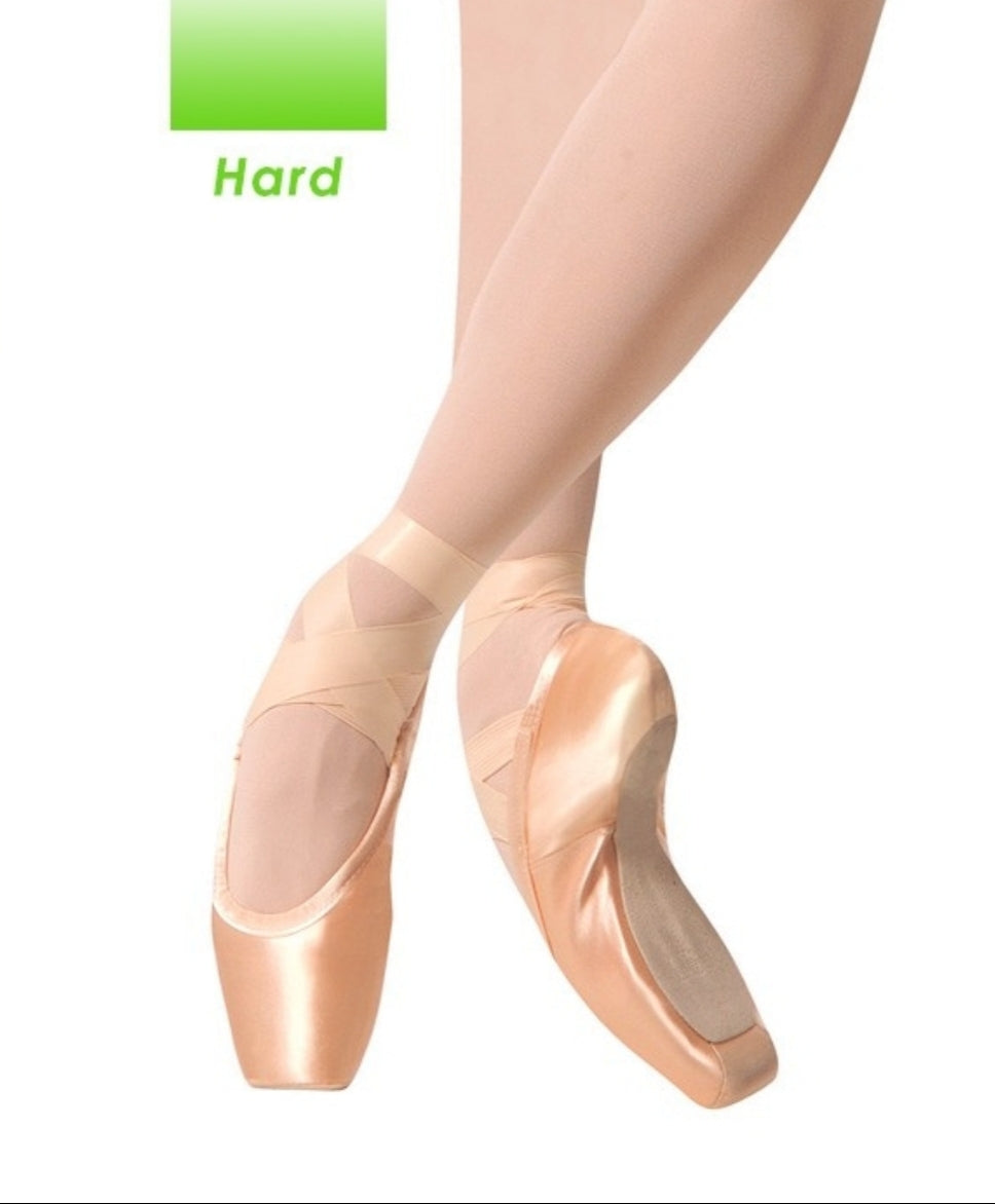 Punte danza classica Gaynor Minden HARD di Wish Dance Shop, scarpe professionali per ballerine eleganti e performanti