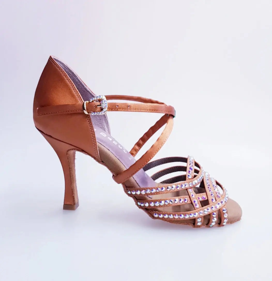 Scarpa da donna Wish Dance Shop Onda QC (BI-Flex) Marylu in raso seta bronzo con cinturino incrociato, tacco rocchettino e Swarovski.