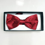 Load image into Gallery viewer, Papillon in Seta Rosso Granada modello Classico
