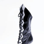 Carica immagine nella Galleria, D-3 Pairè (L/B/Jo) - Stivale in Pelle Nera Chiusura anteriore con Alamari a Stringhe con inserti in Glitter Argento
