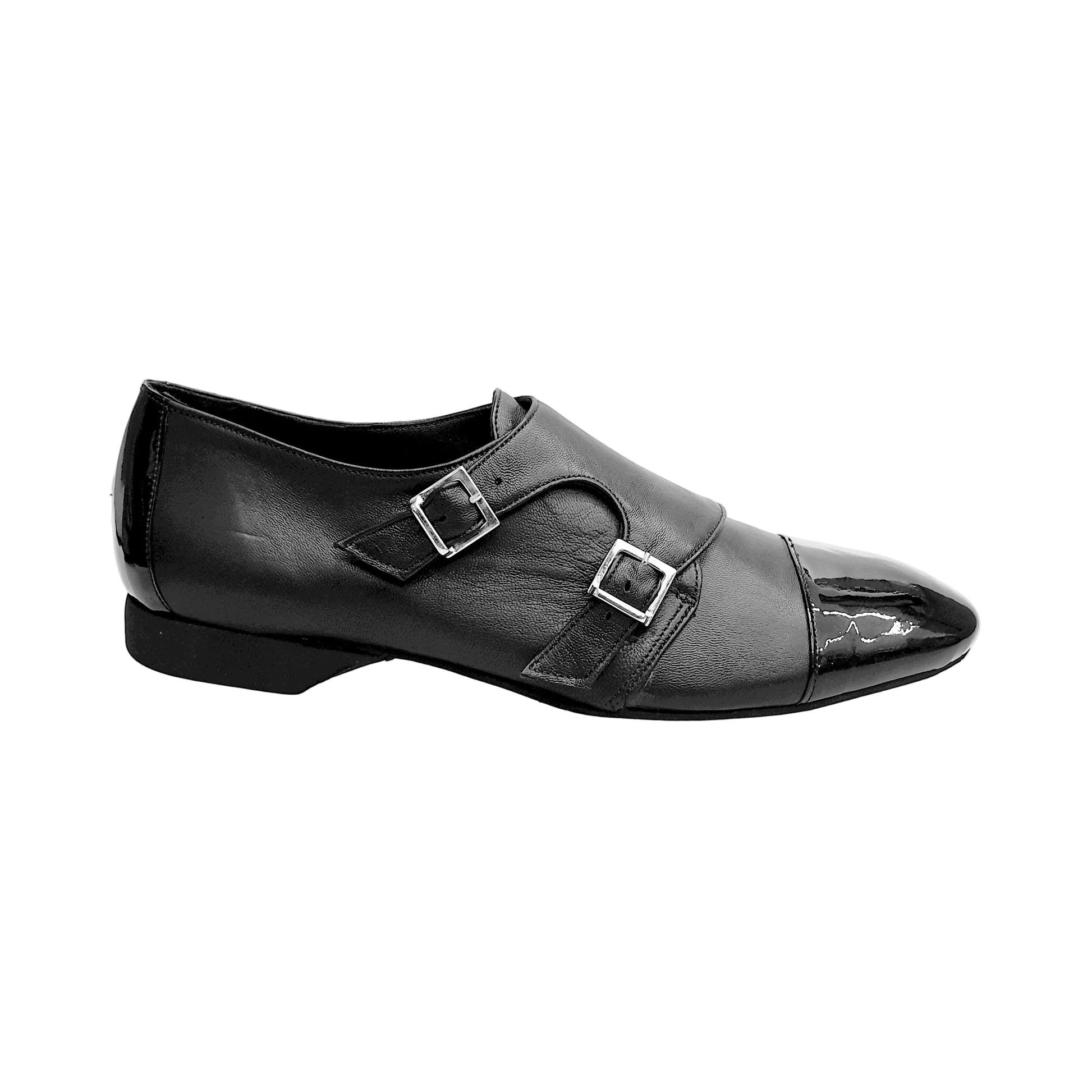 Scarpa da uomo Bristol Wish Dance Shop in pelle nera con doppia fibbia e inserto anteriore in vernice nera.