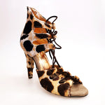 Load image into Gallery viewer, Laura Leopard - Sandalo da donna con stringa camoscio marrò in Cavallino Maculato Leopardo Beige Marrò
