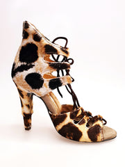 Load image into Gallery viewer, Laura Leopard - Sandalo da donna con stringa camoscio marrò in Cavallino Maculato Leopardo Beige Marrò
