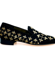 Load image into Gallery viewer, LIRIO CRUZADO (MS20) - Mocassino in Camoscio Nero Ricamo Giglio in Oro Forma Lunga
