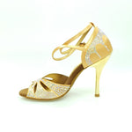 Load image into Gallery viewer, Deluxe Butterfly (L2) - Scarpa da Ballo in Raso Seta Carne Flash con Swarovski Boreali Tacco a Spillo Laminato Oro
