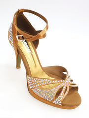Carica immagine nella Galleria, DELUXE Butterfly (LP2) - Scarpa da Ballo in Raso Seta Bronzo Tan con Swarovski Tacco Basso a Spillo Largo e Plateau Flex
