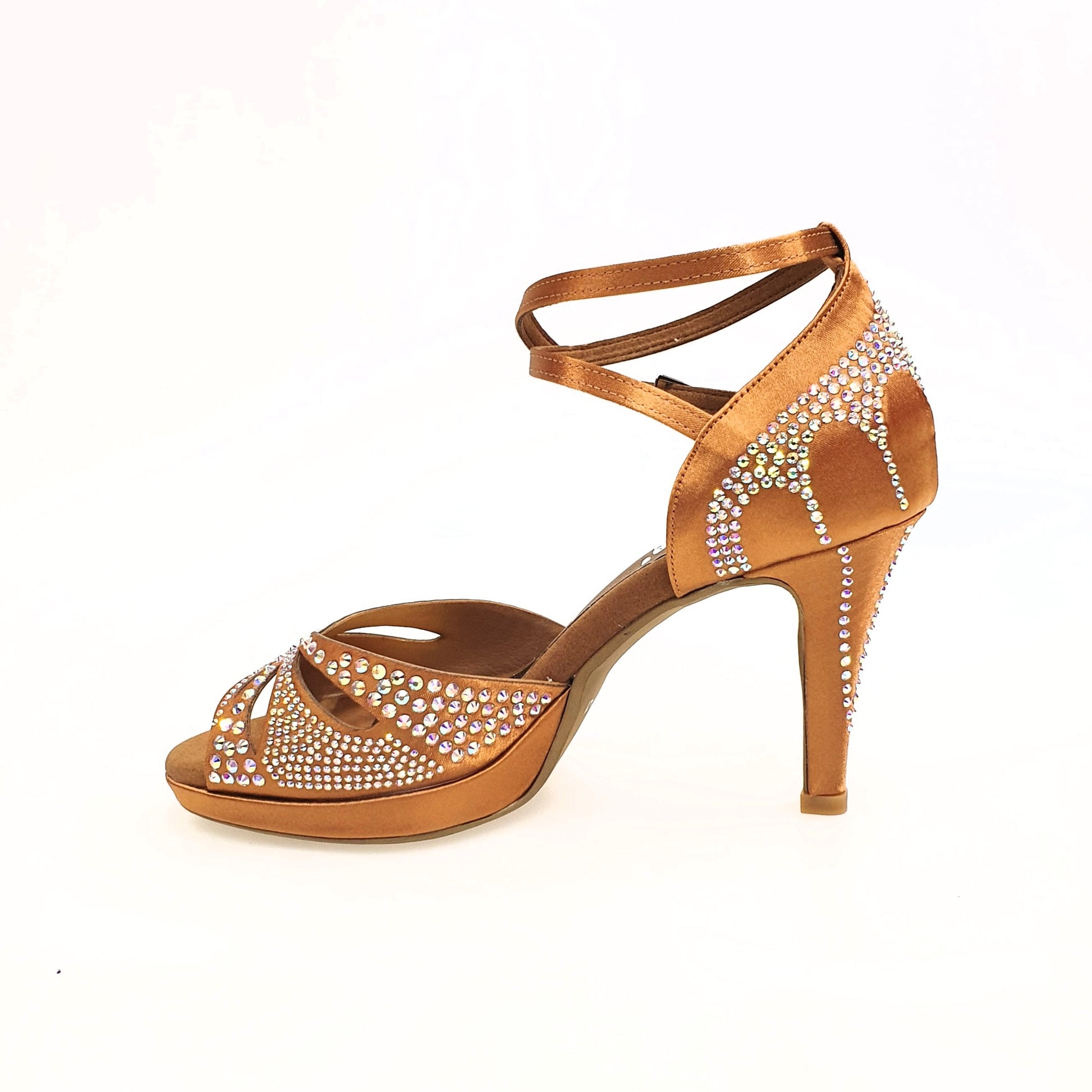 Scarpa da ballo in raso seta bronzo tan con Swarovski, tacco basso a spillo largo e plateau flex, modello DELUXE Butterfly LP2