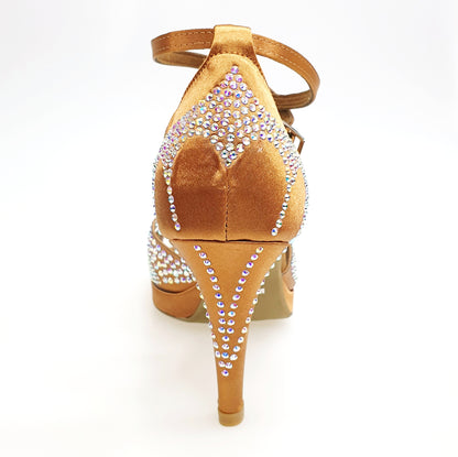 Scarpa da ballo Wish Dance Shop Butterfly LP2 in raso seta bronzo tan con Swarovski, tacco basso e plateau flessibile