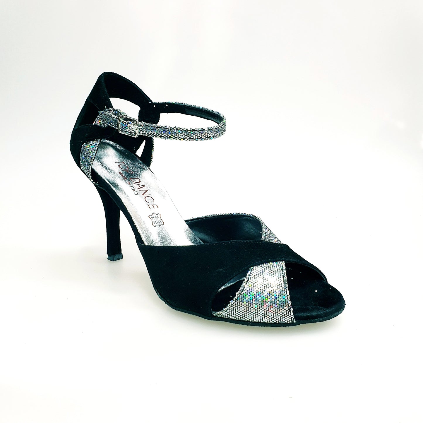 Scarpa donna Ely TPDA in camoscio nero Boreale Silver di Wishdance, dettaglio elegante e moderno, vista laterale dell'outfit.