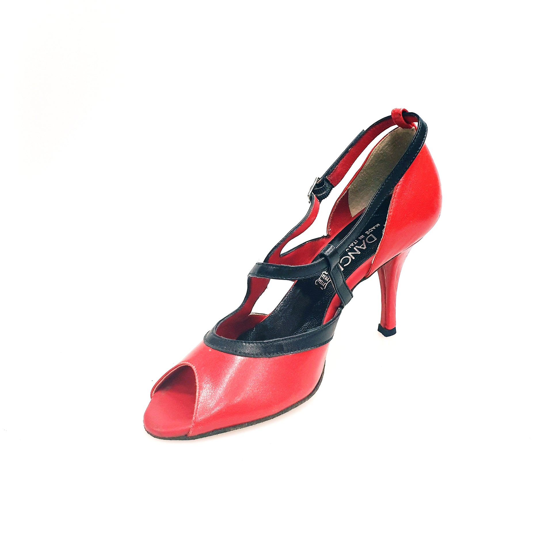 Scarpa donna Malena (4400) in pelle rossa e nera, con design elegante e dettagli raffinati, perfetta per look sofisticati.