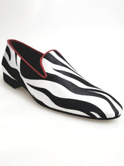 Load image into Gallery viewer, Sebras / Zebra (MS20) - Mocassino in Raso seta Zebrato Profilo Rosso Forma Lunga
