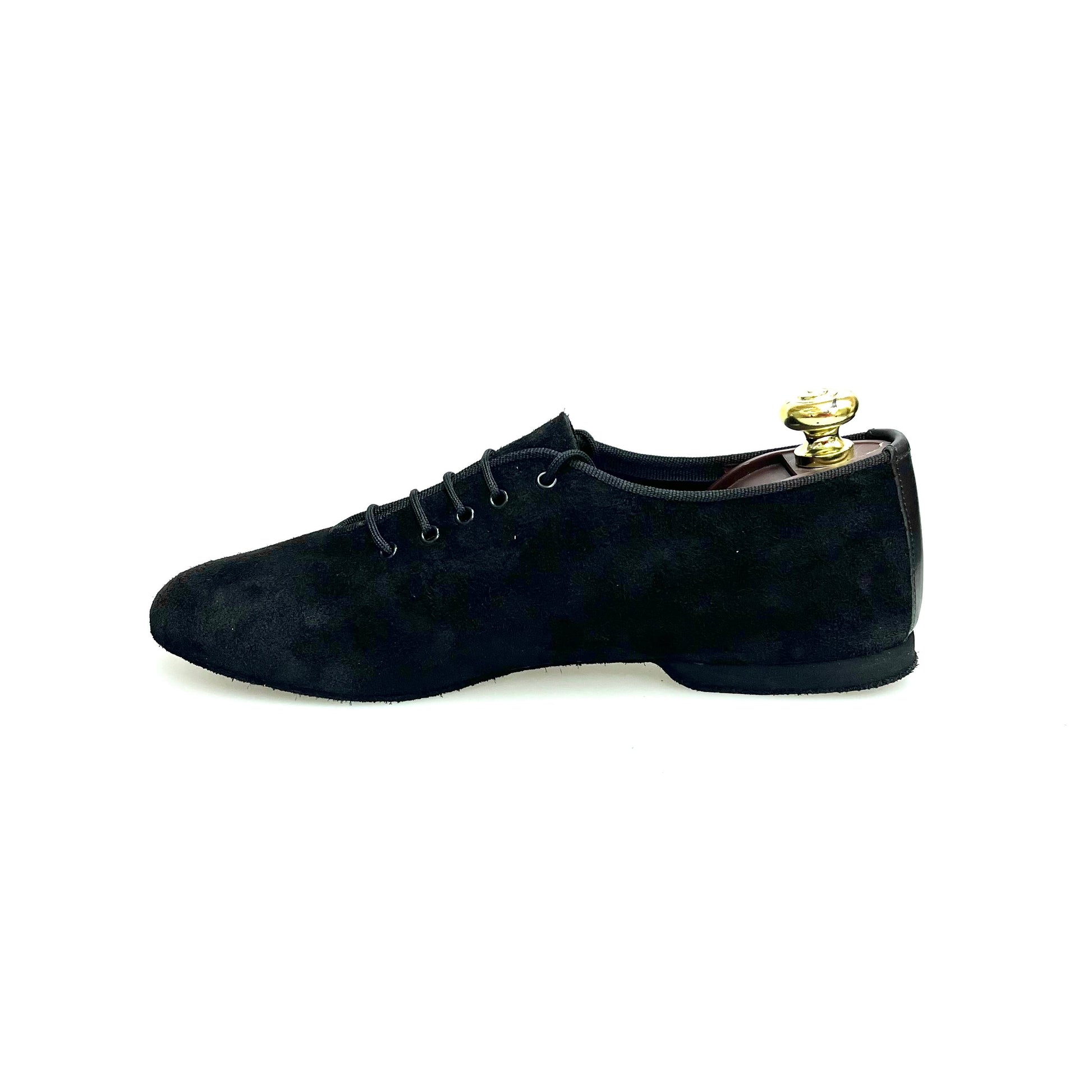 Scarpa jazz Wish Dance Shop Jazz 04 in camoscio nero con suola flessibile e design comodo per ballo e danza.