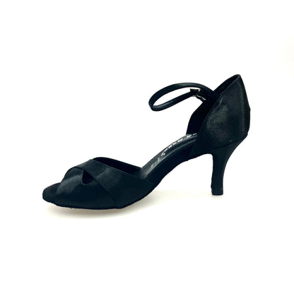 Scarpa da ballo Wishdance Ely QA 32QA B in raso nero con cinturino singolo e tacco stiletto, elegante e leggera.