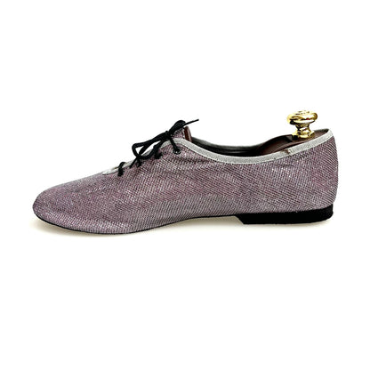 Scarpa Jazz 04 Outlet in brill lilla, modello jazz comfort con dettagli eleganti, ideale per stile casual e confortevole.