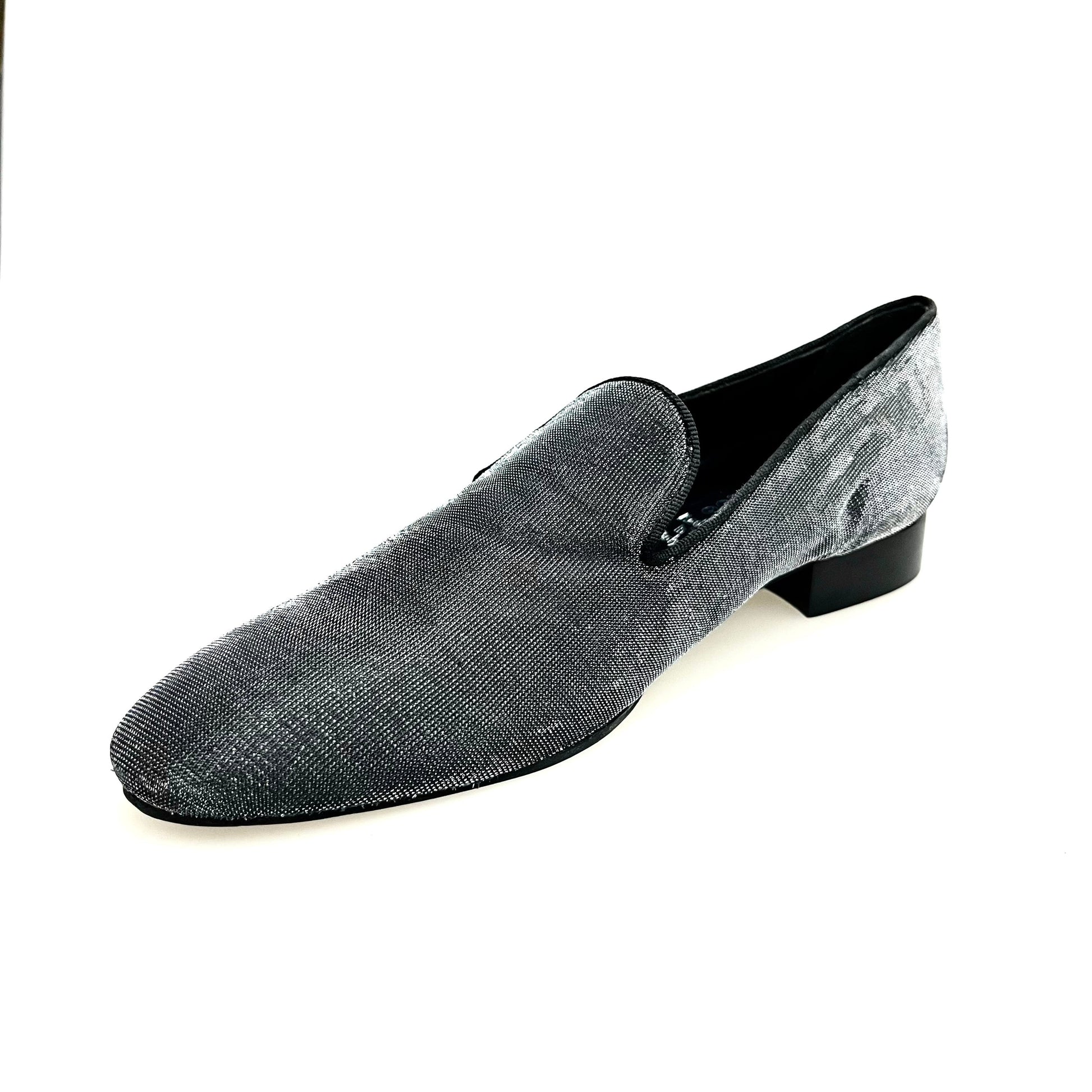 Scarpa Boris MS20 mocassino da uomo in satinato silver con tacco in legno, forma lunga e elegante, brand Wish Dance Shop