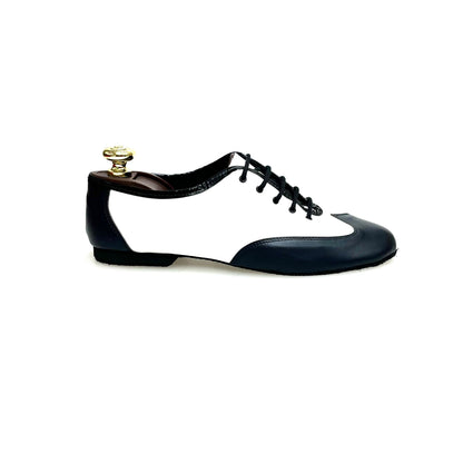 Scarpe da jazz EL MAMBO Wish Dance Shop in pelle blu notte e bianca, ideali per allenamento e performance di danza jazz.