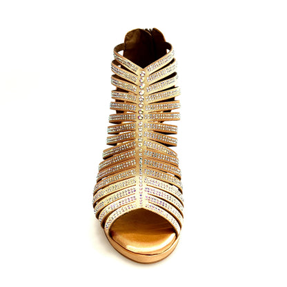 Sandalo a tronchetto da donna Elsy Plus in raso seta color carne con Swarovski Boreali, plateau flessibile e tacco alto largo.