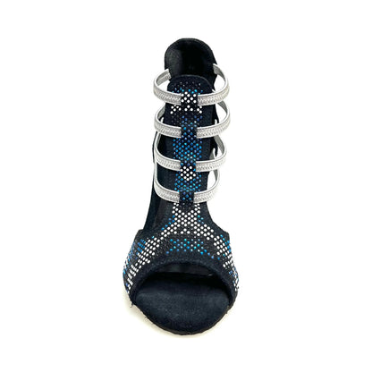 Sandalo da donna Viper Blu (460PW) in camoscio blu notte con borchiette bianche e nere, Swarovski blu, elastici argento e tacco a spillo.