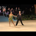 Carica e visualizza video in Galleria, Vittoria (1539QCH) - Scarpa da Ballo Basica Donna in Raso Bronzo con Paillettes Simil Strass flex e Tacco a Rocchettino
