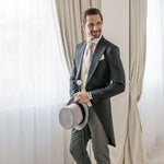 Load image into Gallery viewer, Avoriolina Tailcoat and Tight Stick Spherical shape with black shaft
