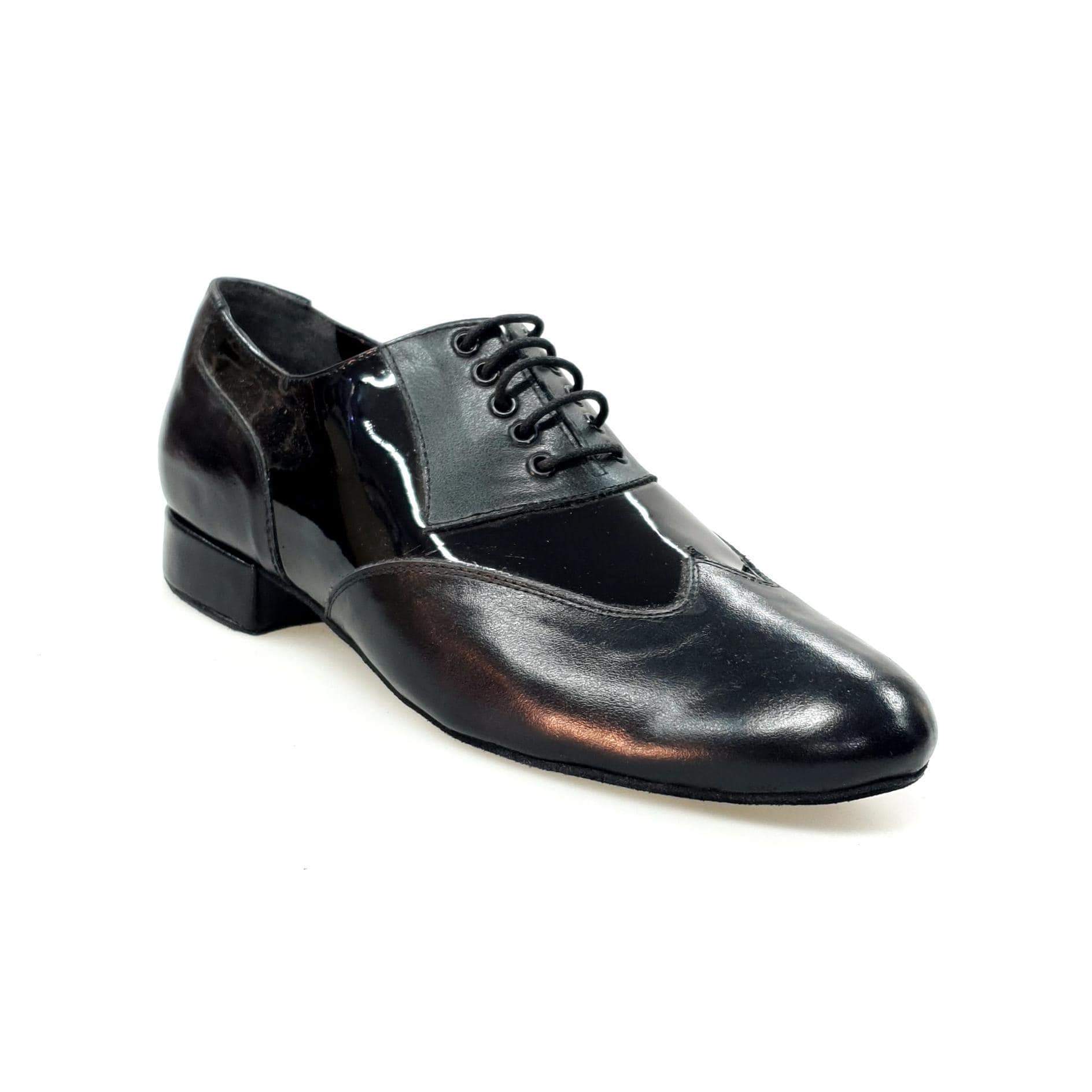 Scarpe stringate COTISO 108N Wish Dance Shop in pelle e vernice nera, modella Oxford con dettagli eleganti in pelle lucida.