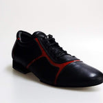 Carica immagine nella Galleria, Wish Dance Shop 115 Pelle Nera Profili Rossi
