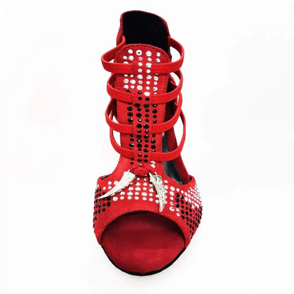Sandalo da donna Lioness Red Silver Black in camoscio rosso con borchiette nere e argento, tacco a spillo rivestito in camoscio rosso