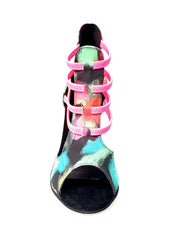 Carica immagine nella Galleria, Iris Fantasy Fuchsia (460PW) - Sandalo da Donna in Tessuto Picasso Nero con Elastici Fucsia e Tacco a spillo smaltato Nero
