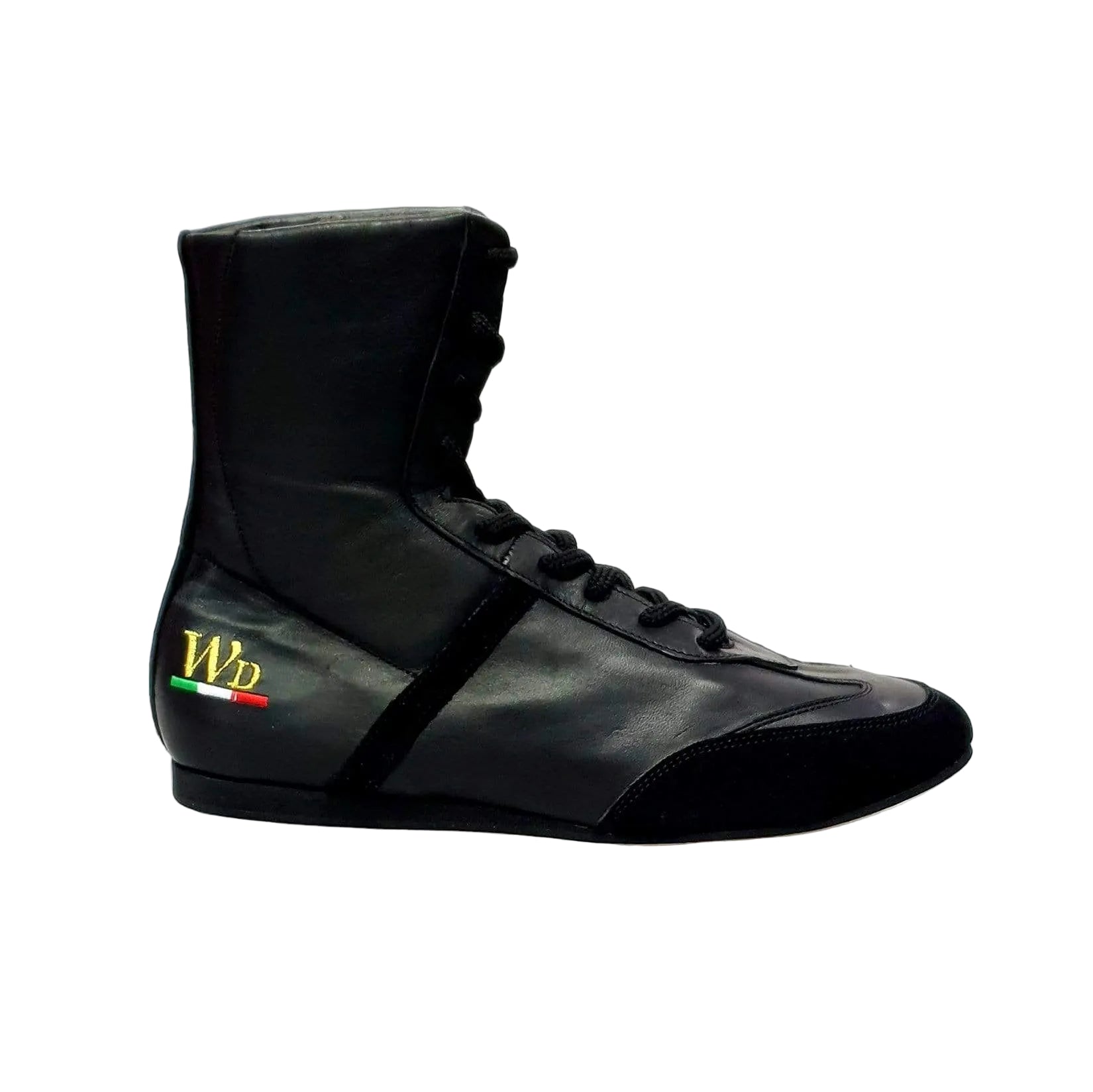 Scarpa sneaker alta Clay in pelle nera con dettagli in camoscio nero rivestito in vera pelle italiana, stile elegante e moderno