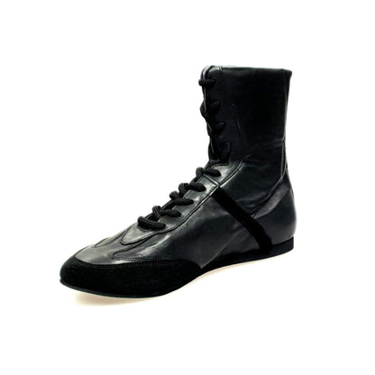 Sneaker alta Clay Wish Dance Shop in pelle nera con dettagli in camoscio nero rivestito in vera pelle italiana.