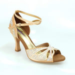 Load image into Gallery viewer, Wish Dance Shop Deluxe - Scarpa da Ballo in Raso Seta Carne con Swarovski e Tacco a Rocchetto
