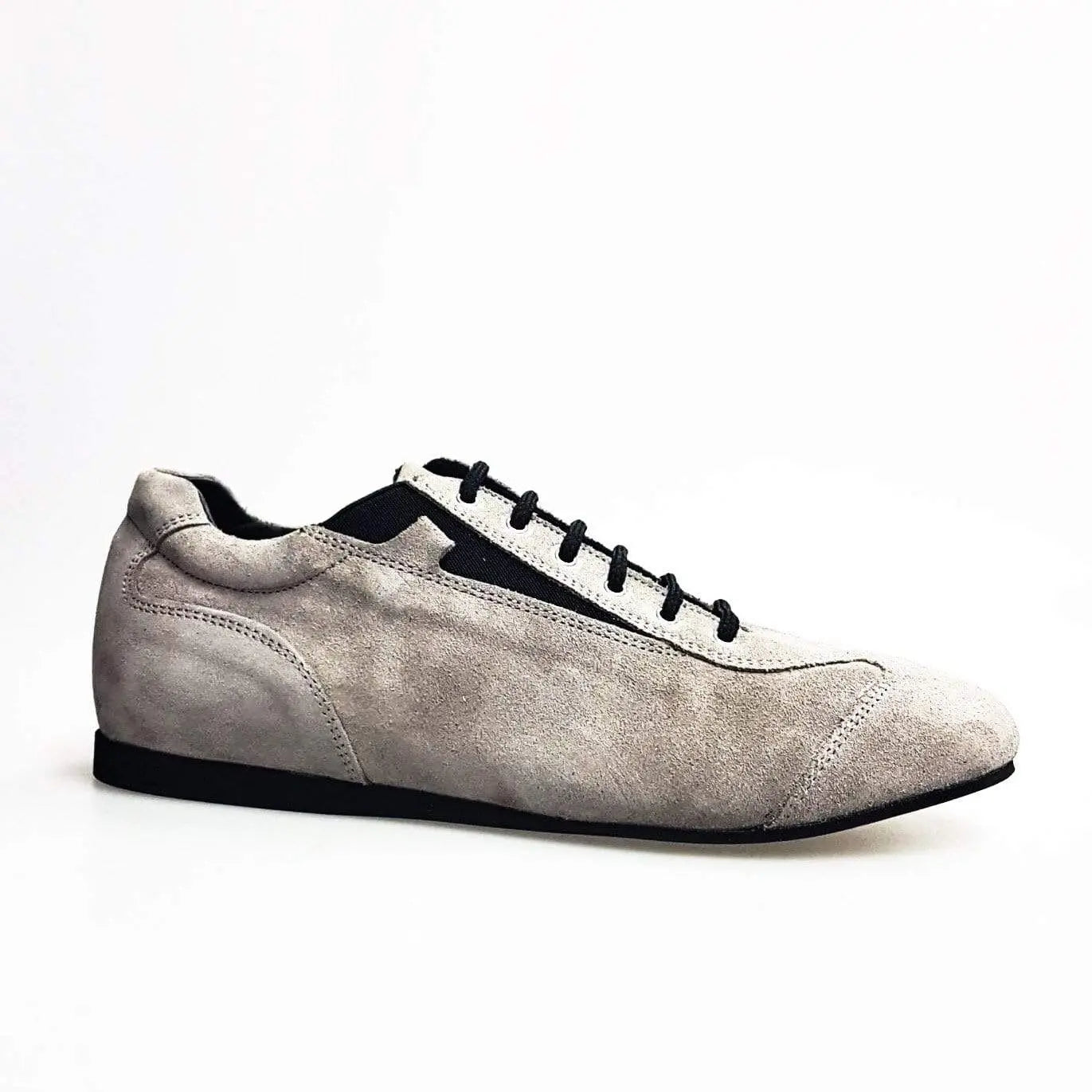 Sneaker Bahia Ivan in camoscio grigio, scarpe sportive di Wish Dance Shop con design elegante e comfort superiore.