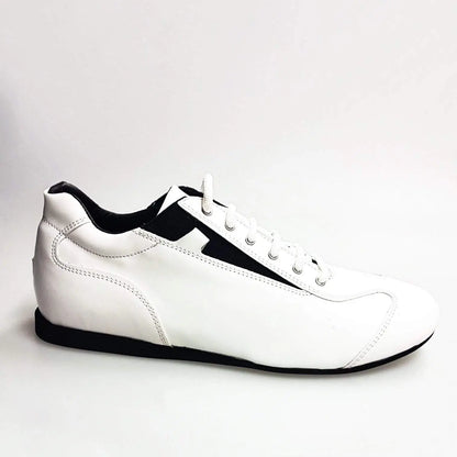 Scarpa sneaker Bianca Panama Ivan in pelle con design confortevole, ideale per stile casual e comfort quotidiano.