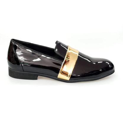 Scarpa mocassino uomo in pelle nera lucida con fascia oro, stile elegante e raffinato, brand Wish Dance Shop.