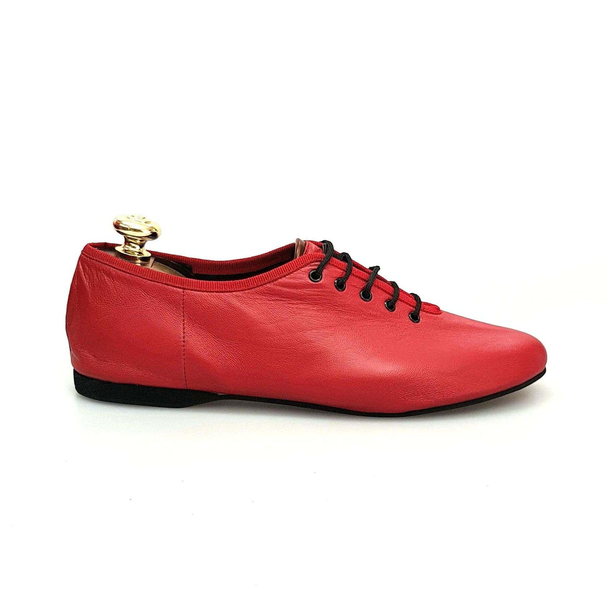 Scarpa Jazz Wish Dance Shop Jazz 04 in pelle rossa, comoda e elegante, ideale per ballo e danza.