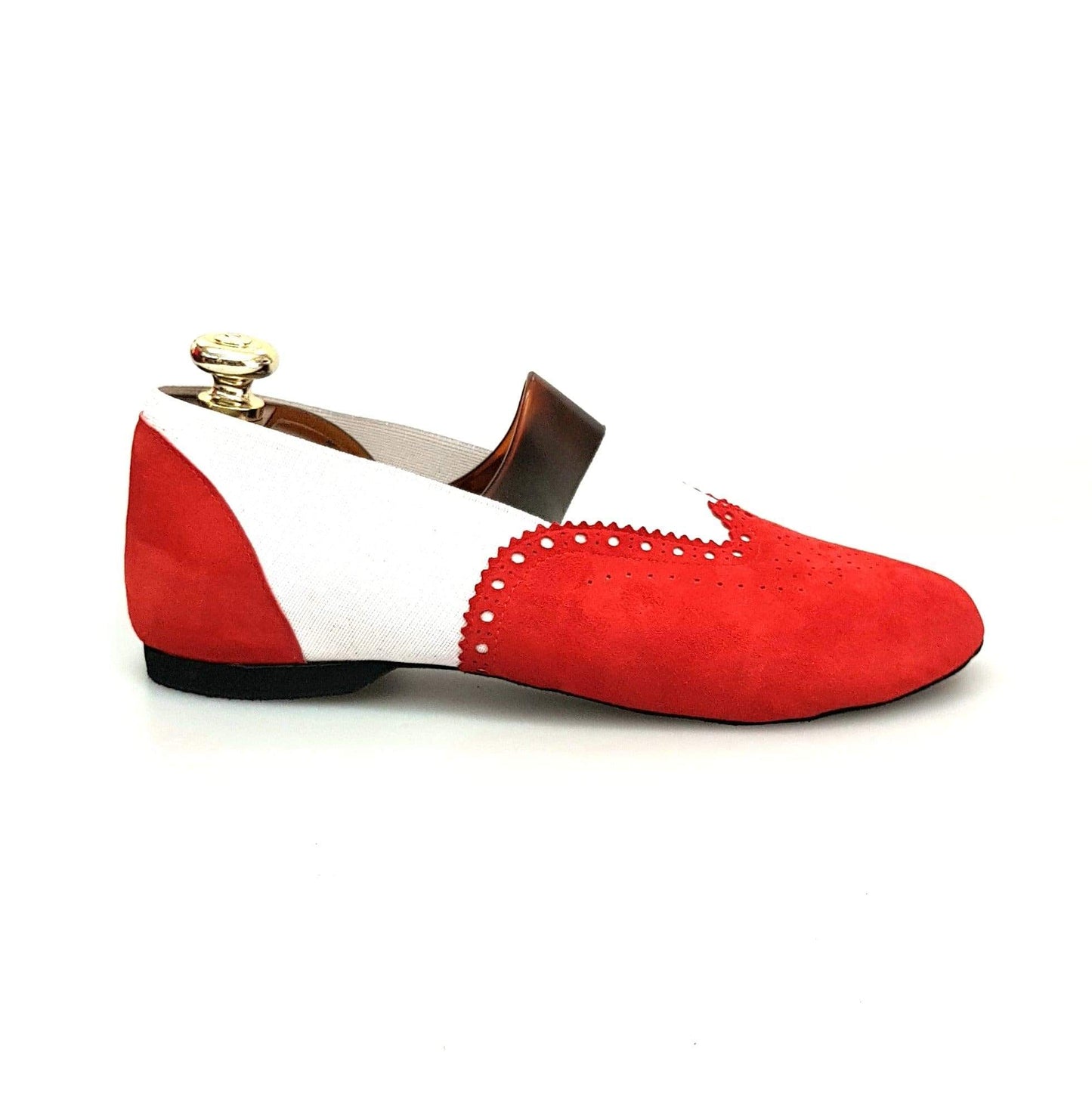 Scarpa jazz Roly Jazz 06 in camoscio rosso con elastico bianco e suola bufalo, design confortevole e flessibile.