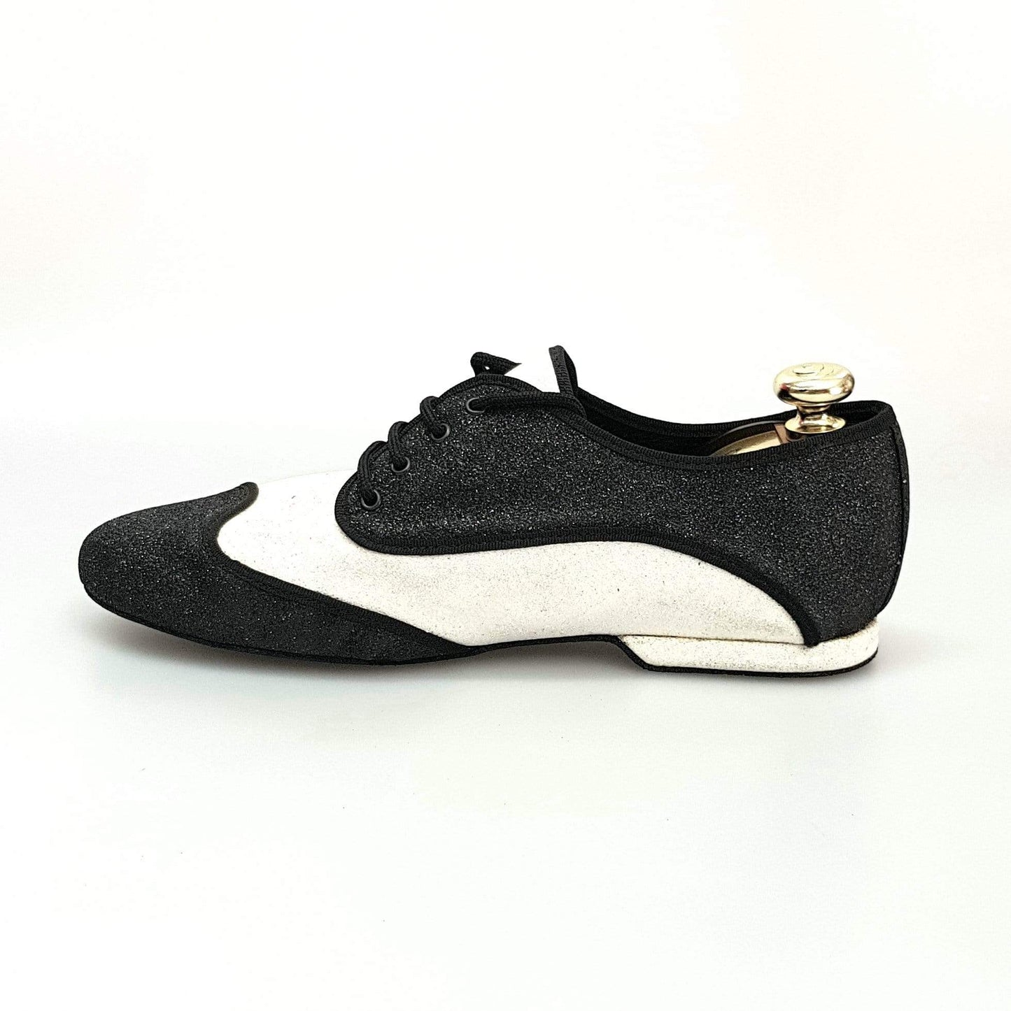 Scarpa jazz Billie Mambo Wish Dance Shop in glitter nero e bianco, con profilo nero, dettagli brillanti e design elegante.