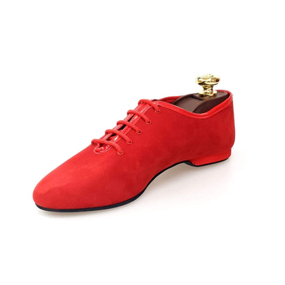 Scarpa jazz Allenamento Wish Dance Shop in camoscio rosso, ideale per danza e allenamento, con suola flessibile e design elegante