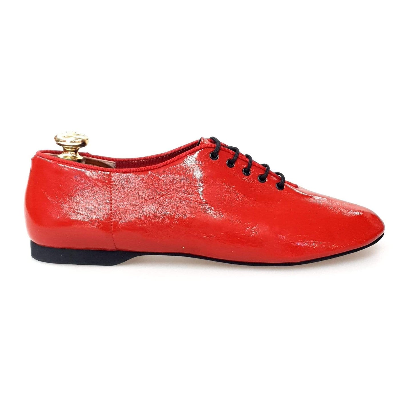 Scarpa Jazz 04 da allenamento in vernice rossa, scarpa da danza Wish Dance Shop con suola flessibile e design brillante.