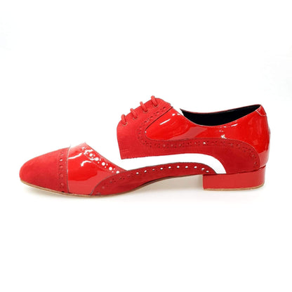 Scarpa stringata da uomo Magno 845 Wish Dance Shop in vernice e camoscio rosso con dettagli in pelle bianca.