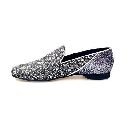 Mocassino da uomo Doge Wish Dance Shop in tessuto veneziano fiorato silver con tallone in cristallo grigio carbon, rivestito in vera pelle italiana.