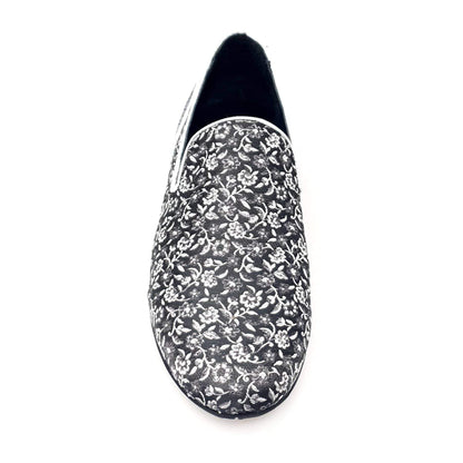 Mocassino uomo Doge in tessuto veneziano fiorato silver con tallone in glitter grigio carbon e rivestimento in vera pelle italiana.