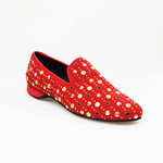 Load image into Gallery viewer, Wish Dance Shop Mocassino Jack Sparrow in Camoscio Rosso Swarovski Neri incastonati con Borchie grandi e piccole dorate
